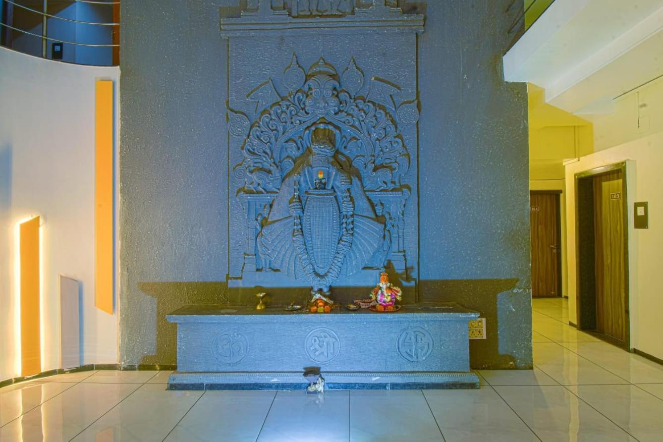 Hotel Vrindavan Deluxe Kolhapur Zewnętrze zdjęcie